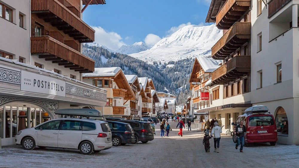 Vrouw (20) omgekomen na lawine in skioord Oostenrijk